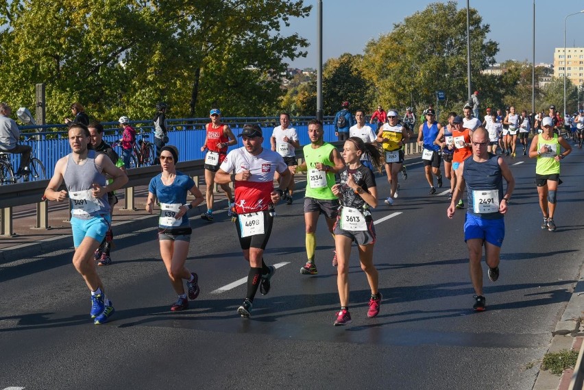 14.10.2018 poznan lg 19 pko poznan maraton bieg trasa. glos...