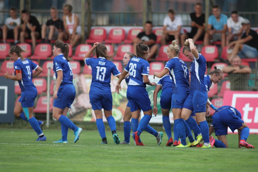 Piłka nożna kobiet: Czwarte zwycięstwo piłkarek TME UKS SMS Łódź