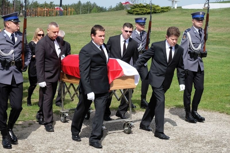Funkcjonariusze zginęli 7 maja w miejscowości Pęsy Lipno....