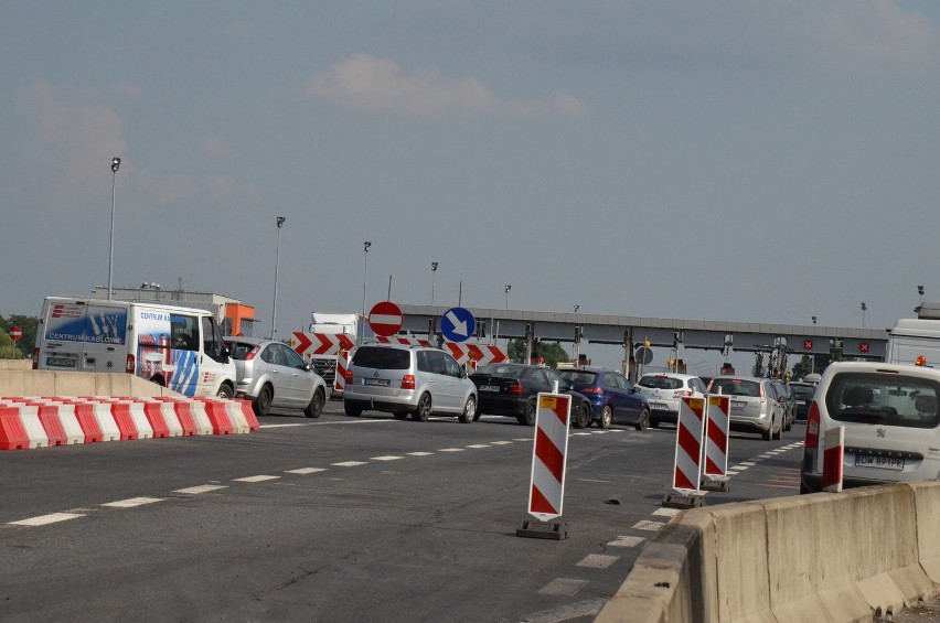 Darmowy przejazd autostradą A1, a na naszej A4 dalej korek (ZDJĘCIA)