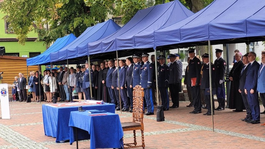 Nadanie sztandaru Komendzie Powiatowej Policji w Tucholi