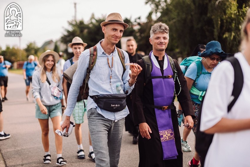 Piesza Pielgrzymka Łomżyńska na Jasną Górę. Trzeci dzień pielgrzymowania. 3.08.2022. Zdjęcia