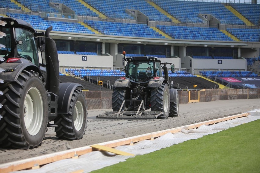 Na nowo wybudowanym Stadionie Śląskim w Chorzowie były już...