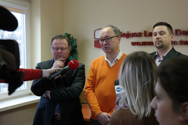 Od lewej: Andrzej Szejna, szef SLD w regionie, Włodzimierz Czarzasty oraz sekretarz generalny Sojuszu Marcin Kulasek.