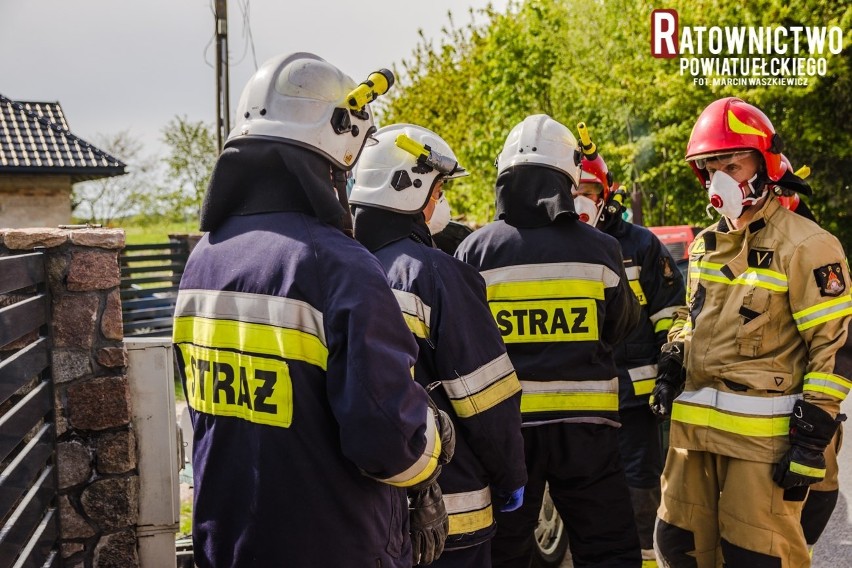 Rożyńsk Wielki. Osobówka na łuku drogi uderzyła w ogrodzenie (zdjęcia)