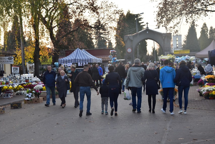 Tradycyjnie, w dzień Wszystkich Świętych sosnowiecki...