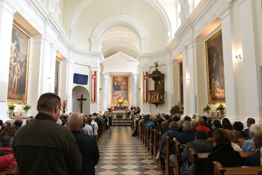 Zakończenie odpustu na Świętym Krzyżu, w najstarszym sanktuarium w Polsce  