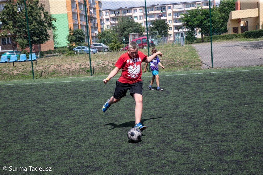 Wakacje w Zespole Szkół nr 2 w Stargardzie. Parkiet jak nowy 