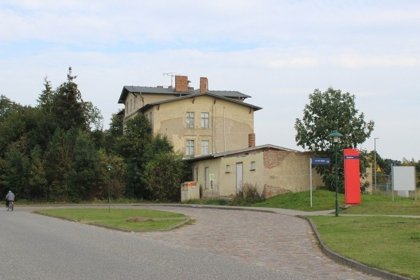 Dworzec w Casekow, widok od strony ulicy