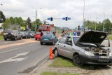 Wypadek na ul. Piastowskiej. Karambol ośmiu aut przy skrzyżowaniu z Sybiraków (zdjęcia, wideo)