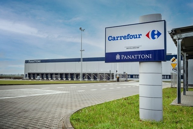 Panattoni zrealizowało dotychczas dla Carrefoura dwa magazyny, w Bydgoszczy i Rawie Mazowieckiej.