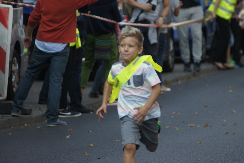 Tysiąc biegaczy na ulicach Kalisza [ZDJĘCIA]