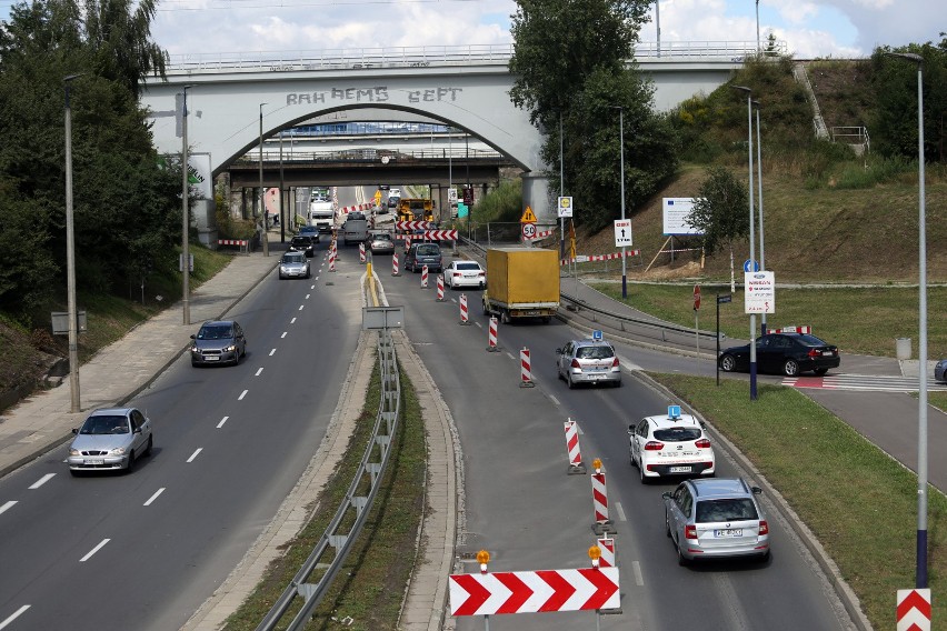 Samochody i autobusy miejskie zostaną skierowane na objazdy