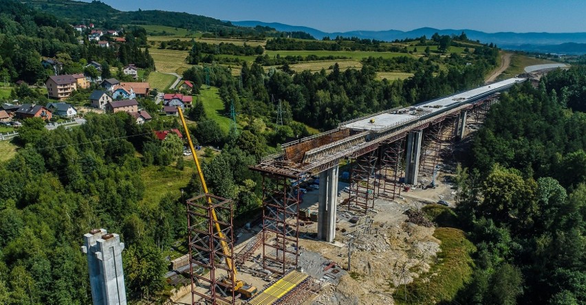 Budowa S1 w Węgierskiej Górce. Powstają tunele okazałe...