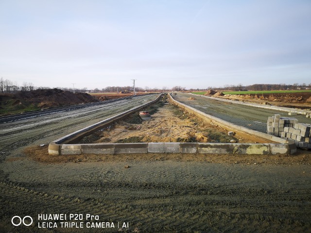 Budowa drogi wojewódzkiej Łany - Długołęka, tzw. wschodniej obwodnicy Wrocławia. Stan na styczeń 2022 roku