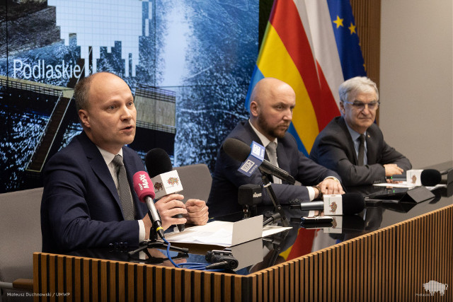 Centra Integracji Cudzoziemców. Jedni protestują, a inni wyjaśniają komu i do czego mają służyć