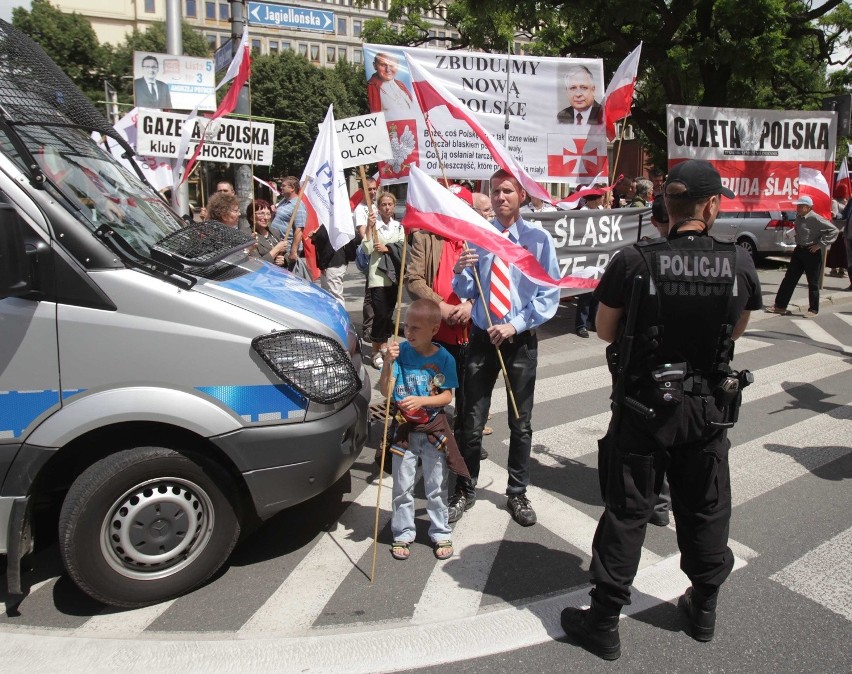 Marsz Autonomii 2014: Solidarni 2010 kontra RAŚ, czyli "Wrzuć rasioka do hasioka!" [ZDJĘCIA]