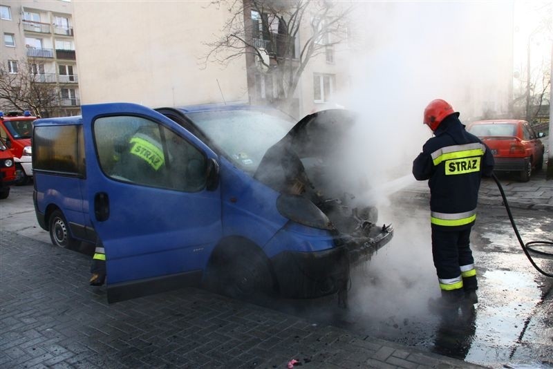 Pozar auta na Chabrach w Opolu