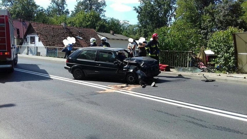 Wypadek na drodze Wrocław - Świdnica. Jedna osoba ranna