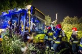 Wypadek w Katowicach: Autobus zderzył się na skrzyżowaniu Damrota i Powstańców ZDJĘCIA