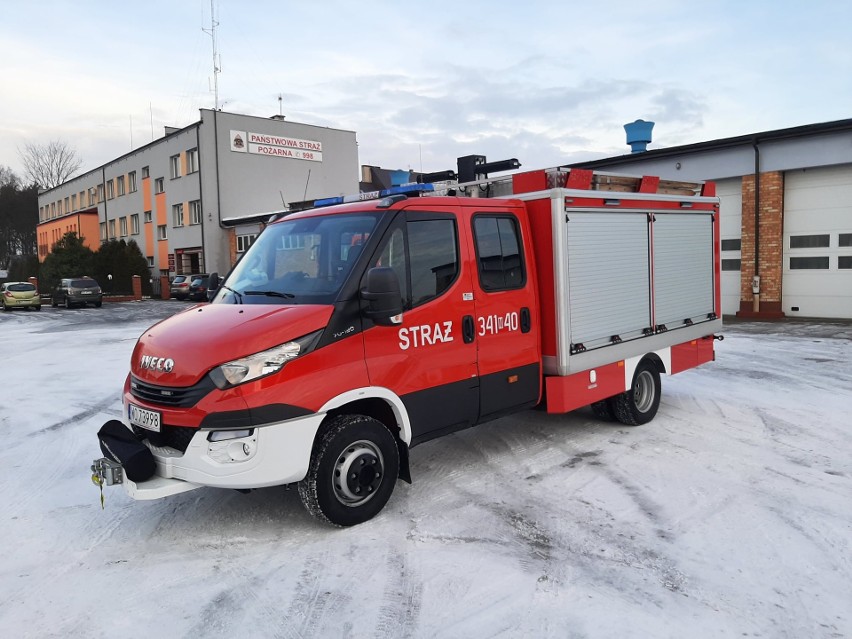 Ostrołęka. Straż pożarna dostała nowy samochód ratowniczo-gaśniczy. 4.02.2021. Zdjęcia