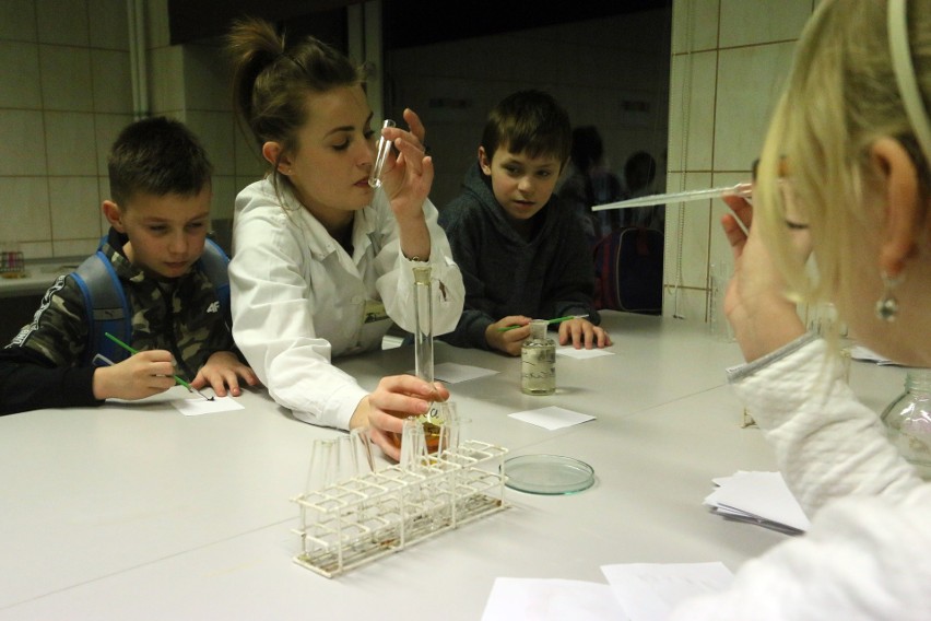 Noc Biologów 2019 w UMCS. Nauka jest taka ciekawa (ZDJĘCIA)