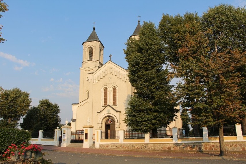 Zambrów. Nieprawidłowości w parafii Trójcy Przenajświętszej? Kuria wydała oświadczenie w sprawie