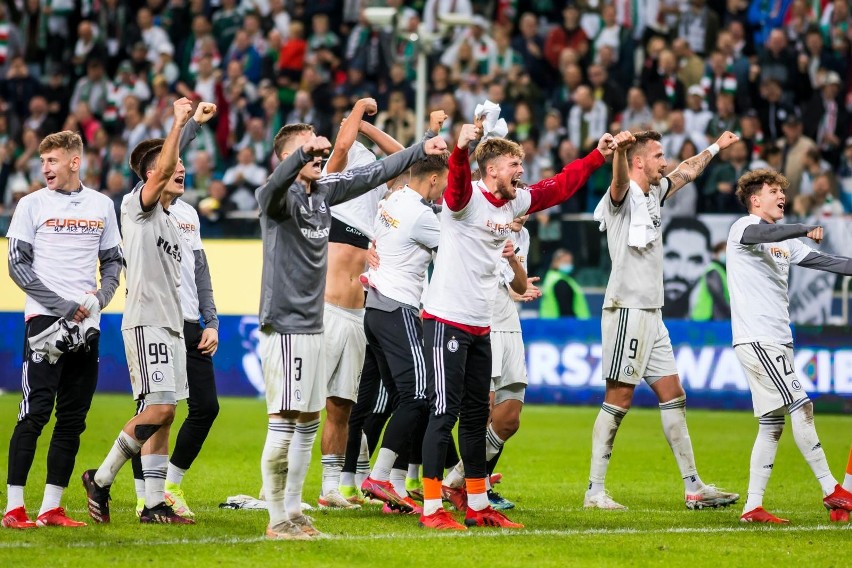 Legia Warszawa wyeliminowała Slavię Praga i po pięciu latach...