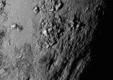 NASA opublikowała nowe zdjęcia Plutona. Zobacz!