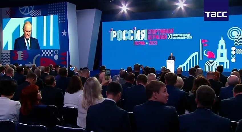 Wystąpienie Władimira Putina podczas forum „Rosja jest...