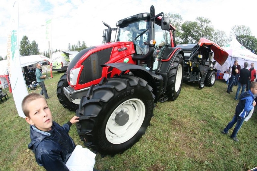 Agropromocja 2015. Prezentacja maszyn rolniczych