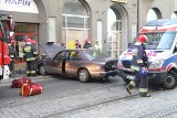 Wrocław: Poważny wypadek w centrum. Mercedes potrącił 3 młode kobiety (FILM, ZDJĘCIA)