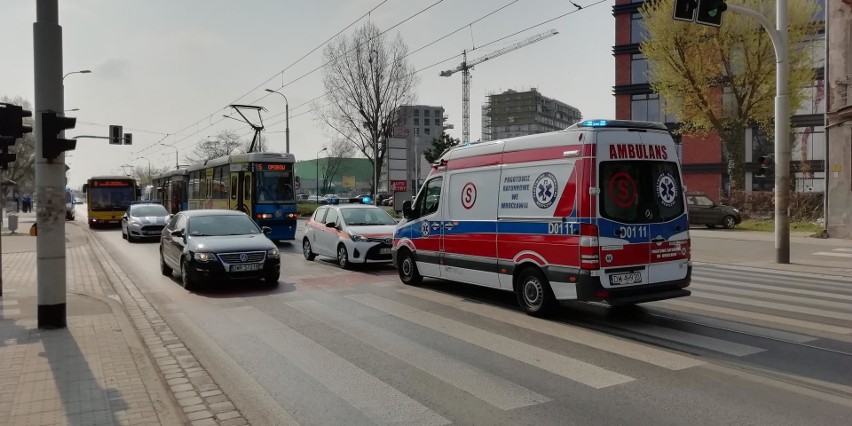 Reanimacja w tramwaju linii 5. Wozy MPK stanęły