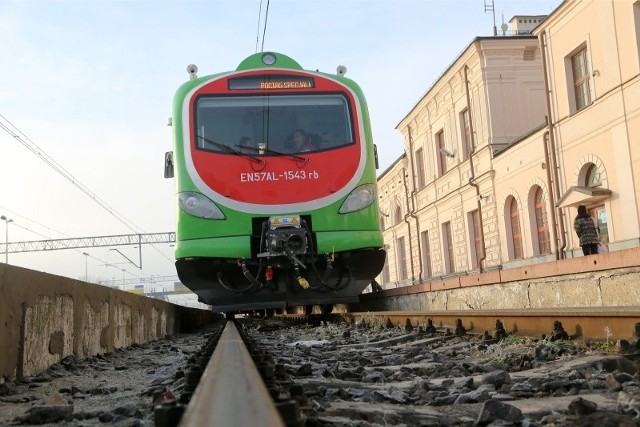 Z powodu zmiany harmonogramu robót modernizacyjnych nie wejdą w życie planowane od 14 kwietnia br. zmiany rozkładu jazdy trzech pociągów REGIO na trasie Białystok - Szepietowo.
