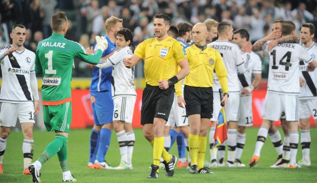 Daniel Stefański zagwiżdże w meczu Lechia - Legia