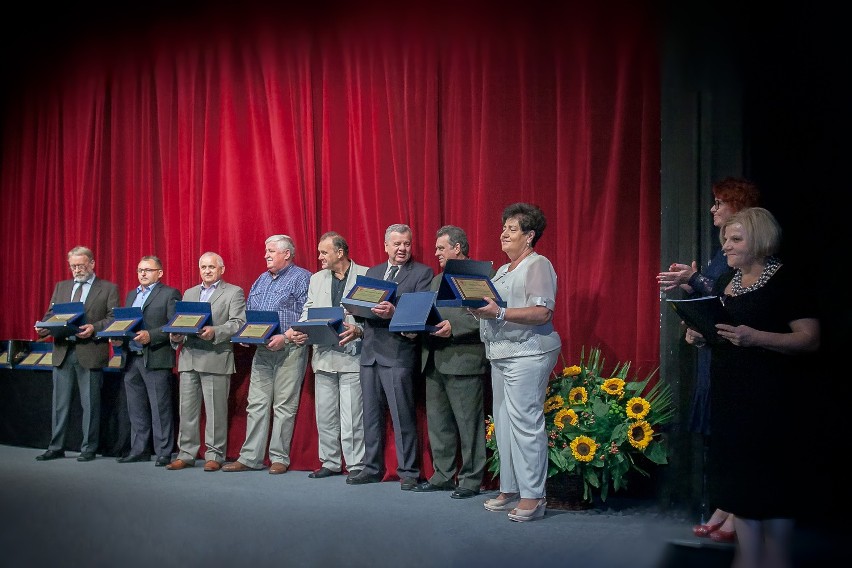 Radość i wzruszenie podczas składania podziękowań za...