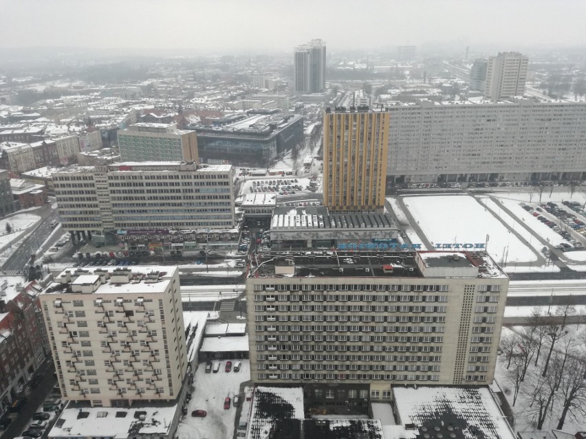 Widok na Katowice z 27. piętra Altusa