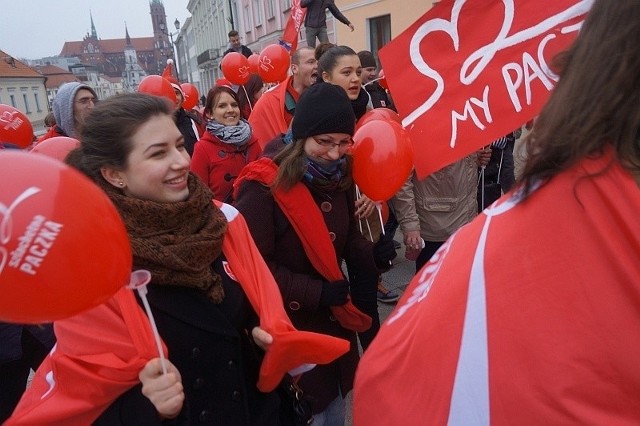 Radosny marsz przejdzie w sobotę przez centrum Białegostoku. To znak, że została otwarta baza potrzebujących rodzin na Podlasiu. W tym roku w woj. podlaskim w projekcie bierze udział ponad 400 wolontariuszy