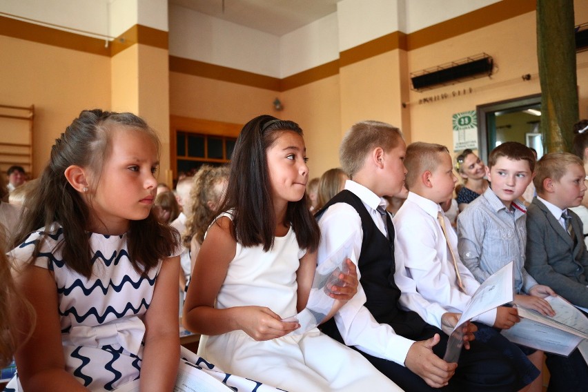 W Szkole Podstawowej nr 2 w Słupsku odbyła się uroczystość...