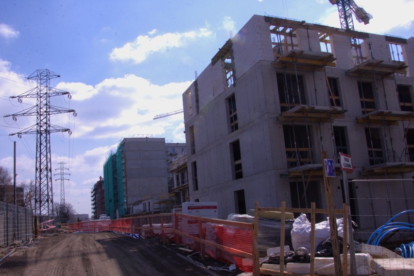 Tak dziś wygląda osiedle Atal City Square w budowie