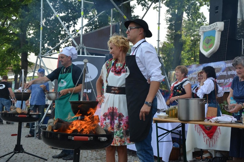 Światowy Festiwal Kwaśnicy 2016. Kulinarny pojedynek wójtów [ZDJĘCIA]