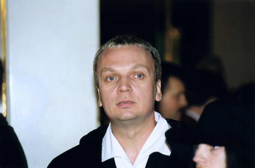 Grzegorz Ciechowski zmarł 22.12.2001 r.