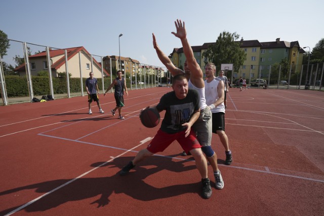 Słupski Ośrodek Sportu i Rekreacji nie będzie dłużej zajmować się zarządzaniem boiskiem  przy ul. Wiatracznej. Administrowanie od lipca powierzono zewnętrznemu podmiotowi