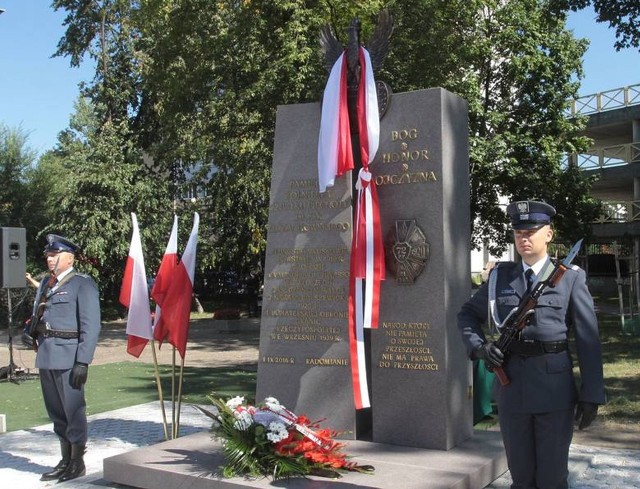 W sobotę 15 sierpnia odbędą się uroczystości pod pomnikiem żołnierzy 72 Pułku Piechoty imienia Dionizego Czachowskiego.