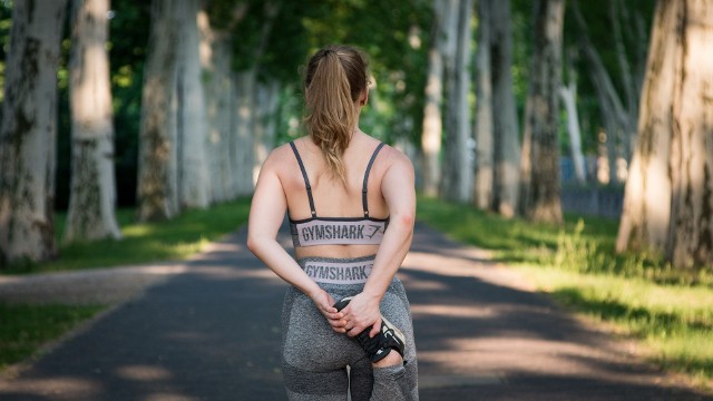 Każdy z nas powinien szczególnie zadbać o jedną z części ciała. Którą? Sprawdź, co mówią gwiazdy