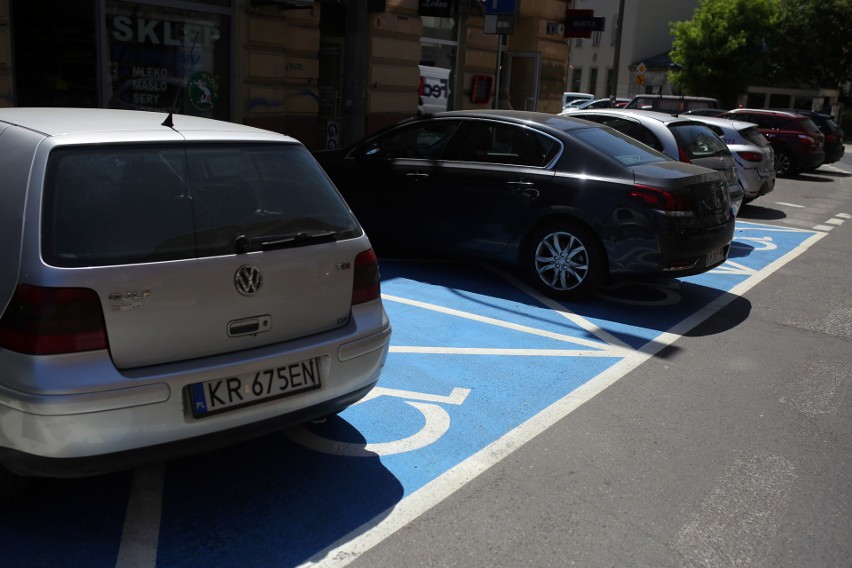Kraków. Konserwator zabytków kontroluje reorganizację strefy płatnego parkowania
