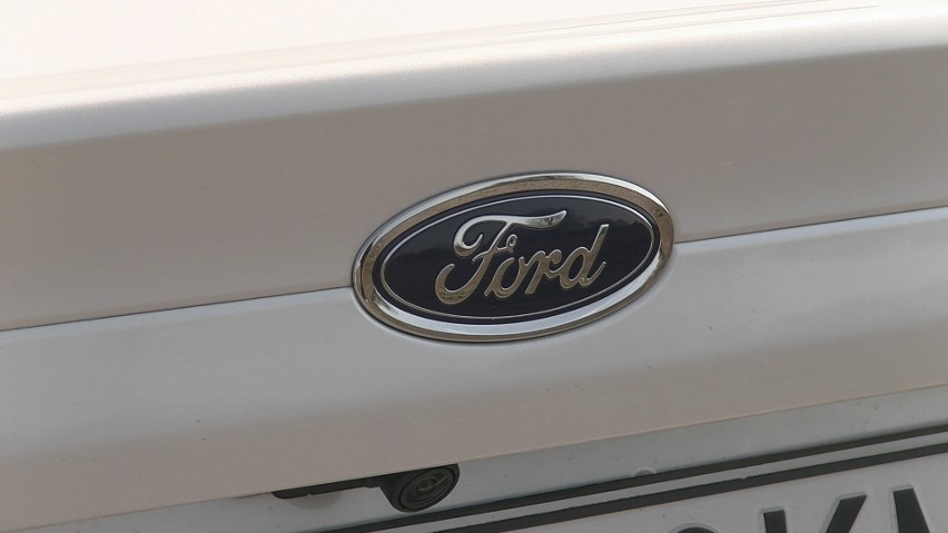 Ford Mondeo Hybrid...