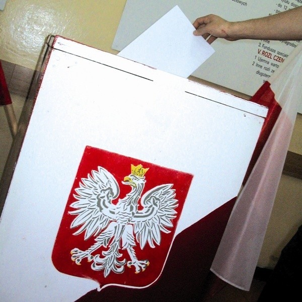 Tylko 11481 mieszkańców powiatu bielskiego wzięło udział w wyborach do sejmiku wojewódzkiego. Frekwencja w niedzielnym głosowaniu tylko nieco przekroczyła 20 proc. To bardzo mało.