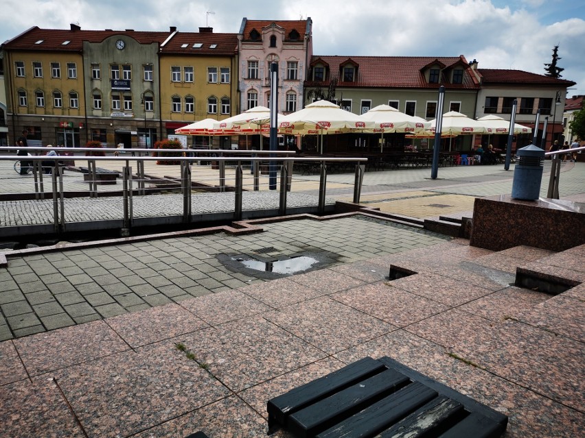 Rynek w Chrzanowie przejdzie remont i zyska nowe oblicze. Ma być bardziej zielono [ZDJĘCIA]