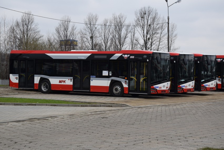 Częstochowa: Nowe solarisy przyjechały już do zajezdni MPK